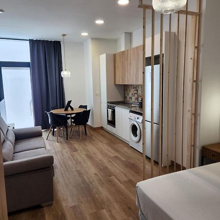 Dormavalencia Cronica Apartment ภายนอก รูปภาพ