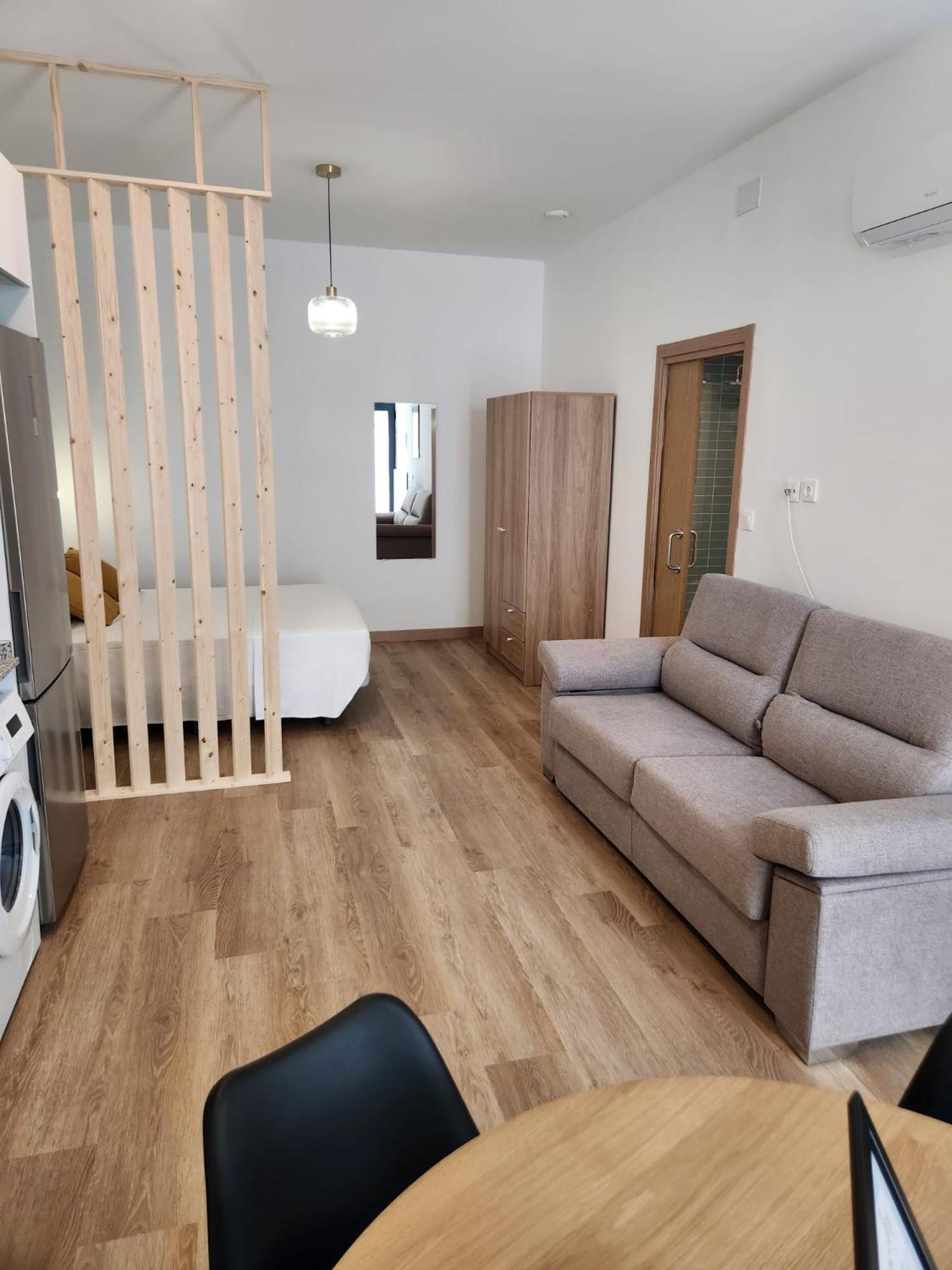 Dormavalencia Cronica Apartment ภายนอก รูปภาพ