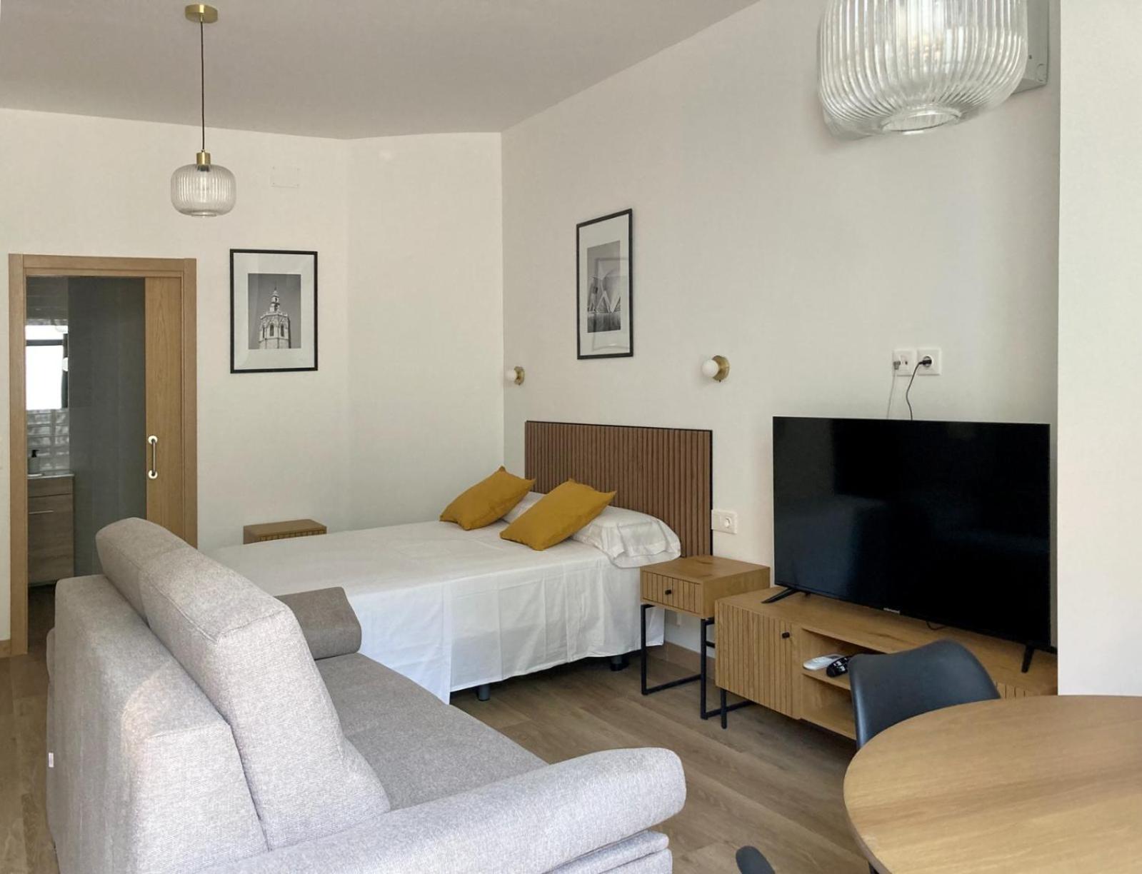 Dormavalencia Cronica Apartment ภายนอก รูปภาพ